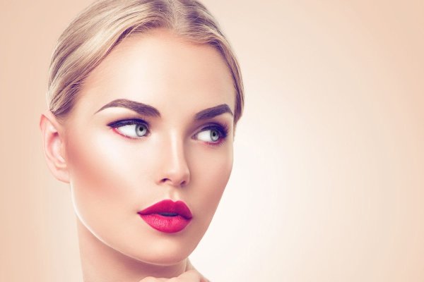 Плакат перманентный макияж