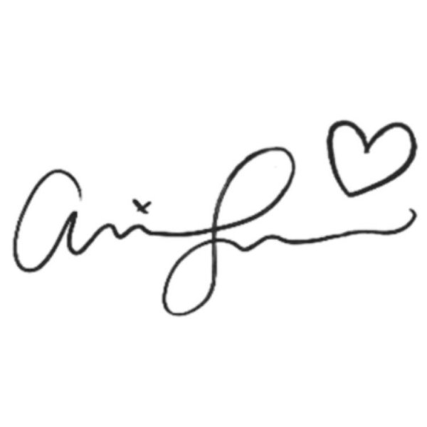 Подпись Арианы Гранде