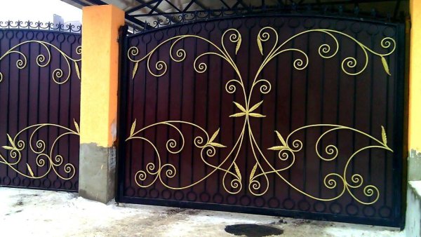 Кованые узоры на ворота