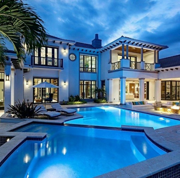 Шикарный особняк