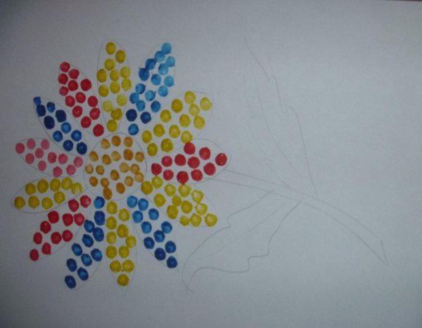 Рисование цветов ватными палочками