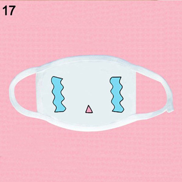 Медицинская маска с рисунком рта