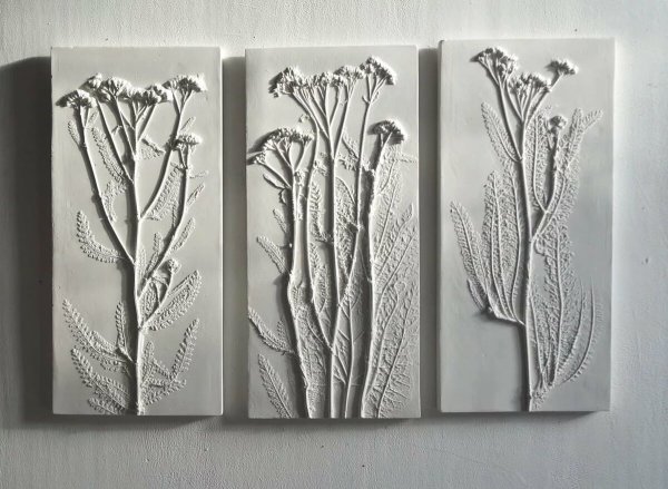 Скульптура рельефная , барельефная