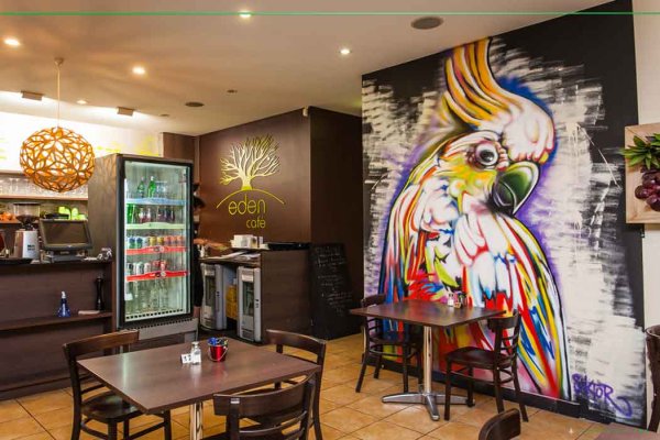 Роспись стен в кафе