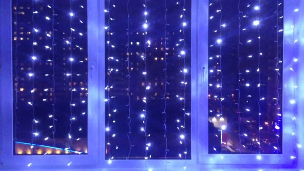 Гирлянда на окно