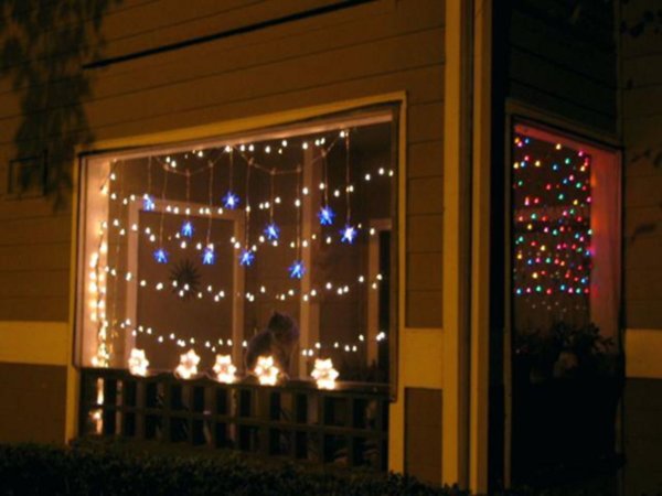 Гирлянда штора на окно