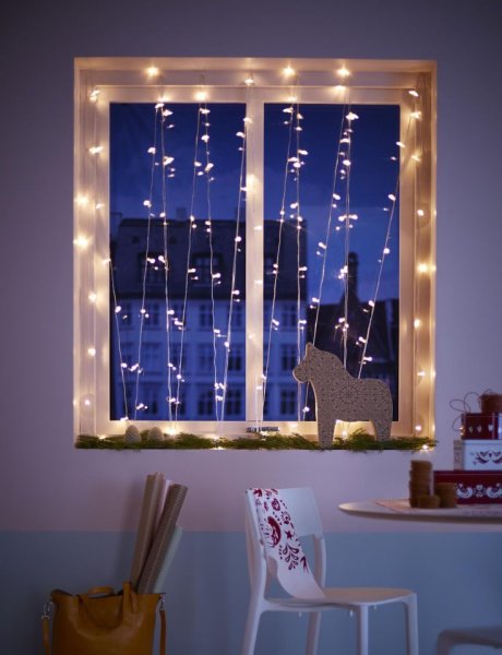 Елочная гирлянда на окно