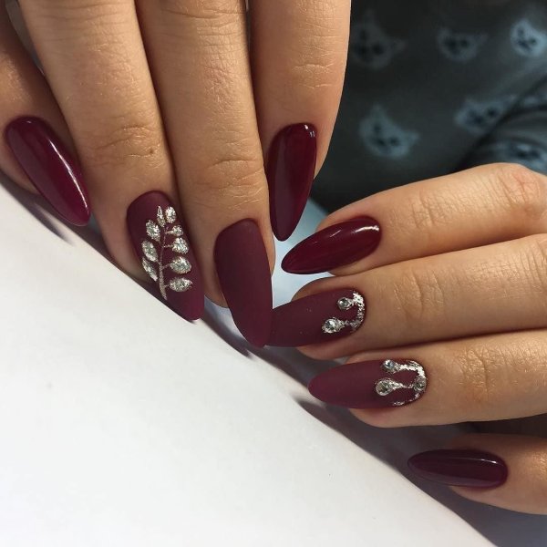 Шеллак бордовый с золотом