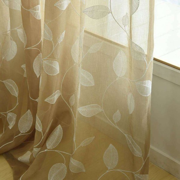 Тюль объемная с бабочками