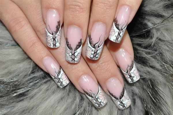 Черный френч с рисунком