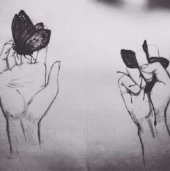 Бабочка в кулаке