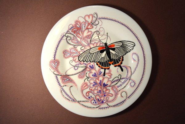 Точечная роспись бабочки