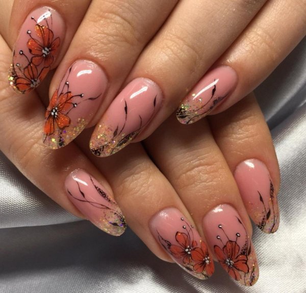 Маникюр яркий необычный