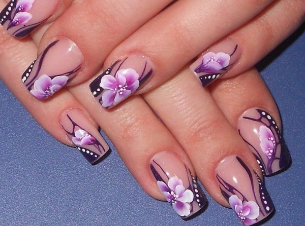 Праздничный маникюр