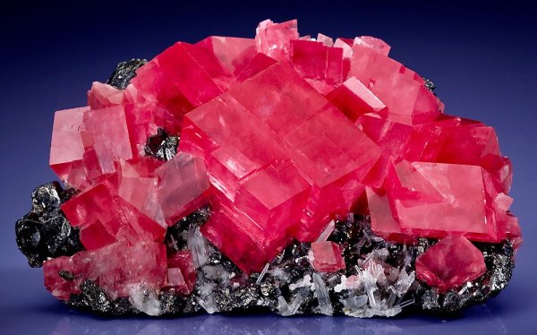 Родохрозит, александрит