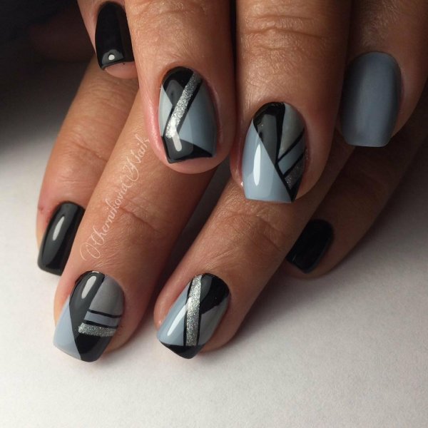 Геометрия на ногтях