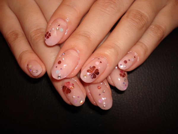 Шеллак прозрачный с рисунком