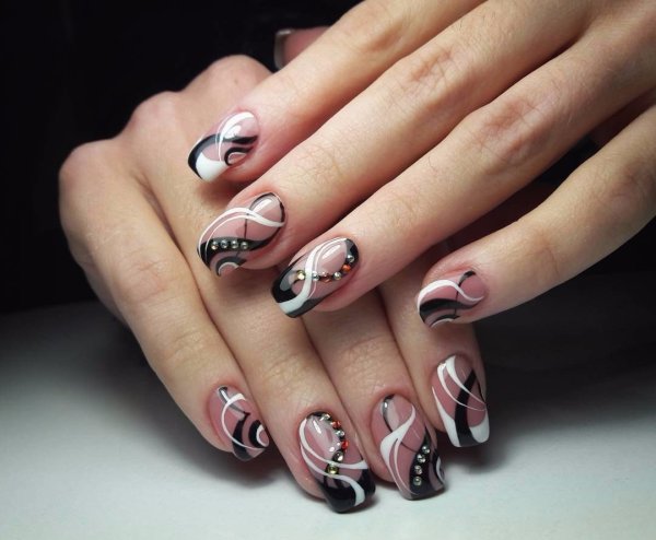 Рисунки на ногтях
