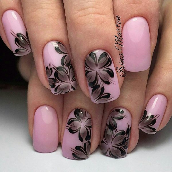 Цветы на ногтях