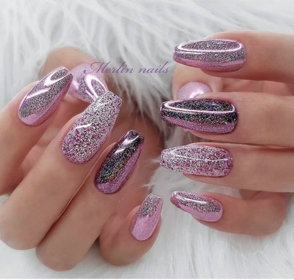 Самые красивые ногти с блестками