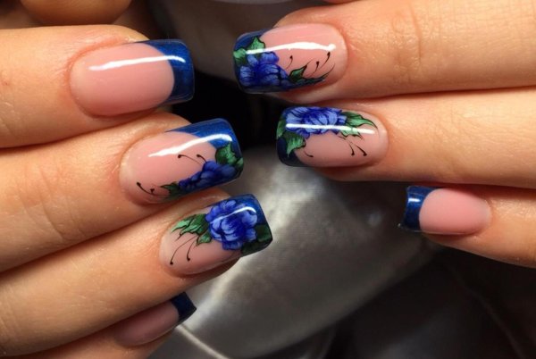 Синие ногти