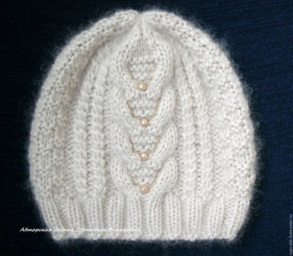 Мохеровая ажурная шапка