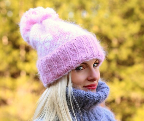 Шапки бини женские спицами схемы и описание вязаные