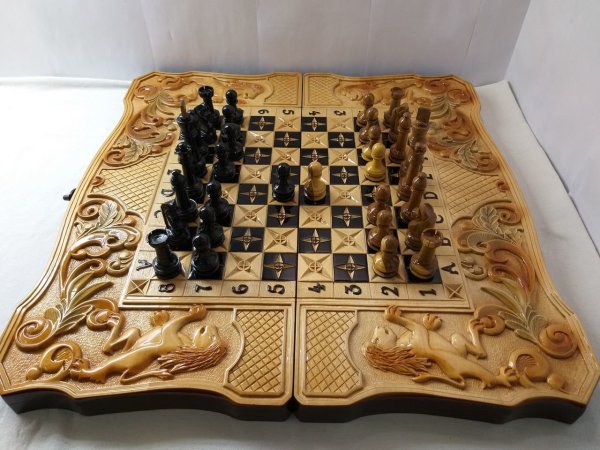 Выжигание по дереву шахматы