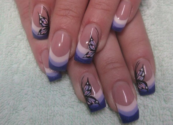 Розовый френч с рисунком