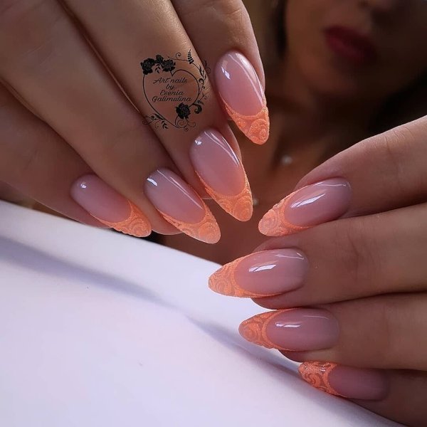 Нарощенные ногти миндаль 2ка