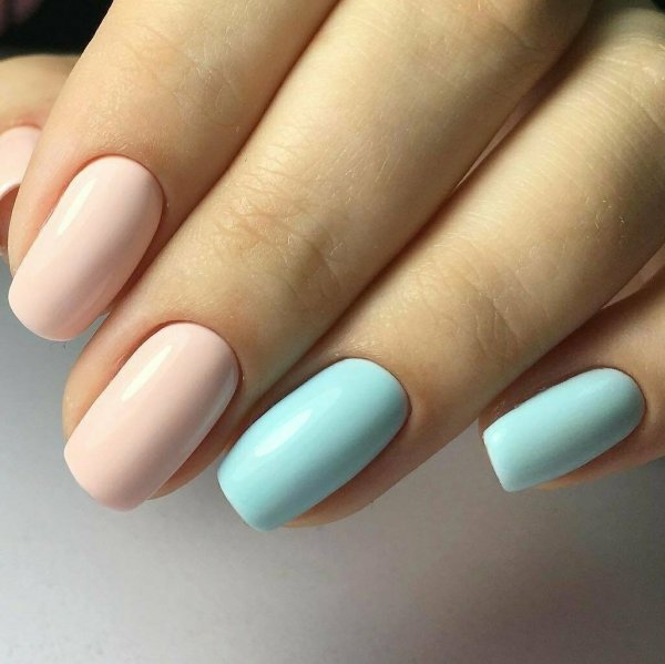 Маникюр разноцветный яркий