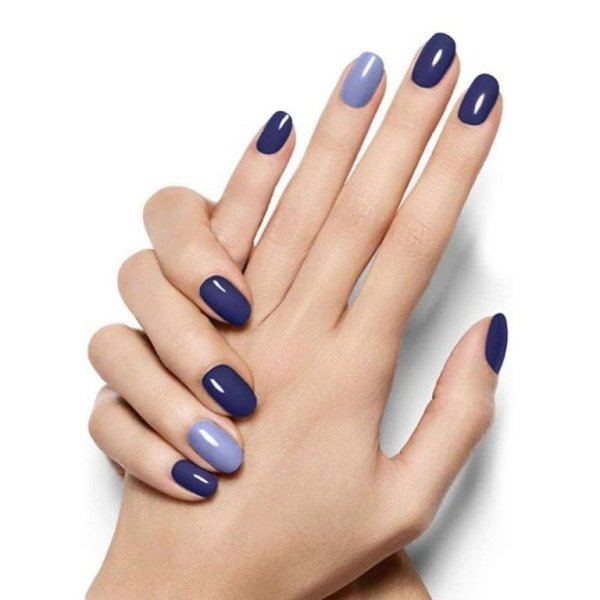 Бирюзовый маникюр