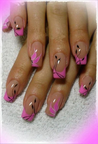 Маникюр французский с рисунком