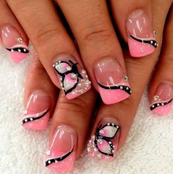 Розовый французский маникюр с бабочкой