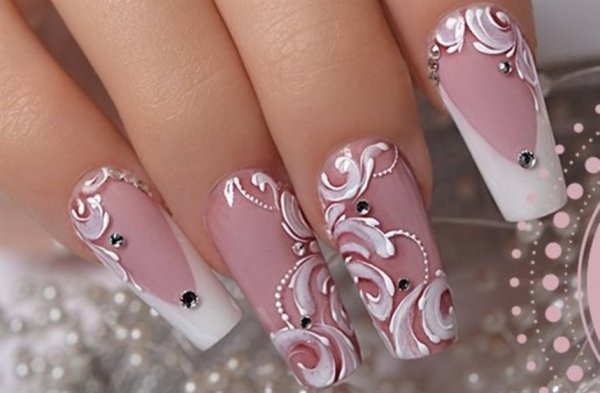 Френч свадебный маникюр с розовым балерина
