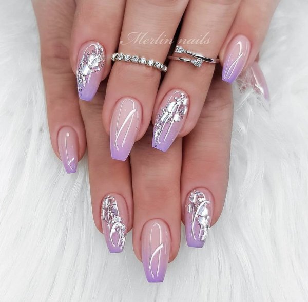 Красивый нежный маникюр