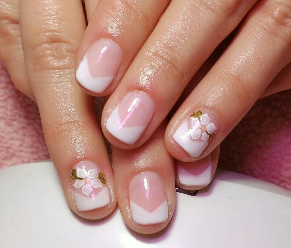 Шеллак френч на очень короткие ногти