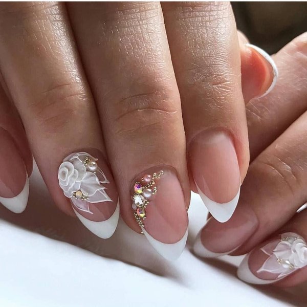 Французский маникюр