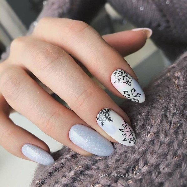 Маникюр зима Миндальная форма