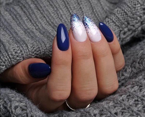 Блестящий маникюр