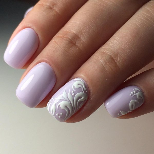 Ногти короткие