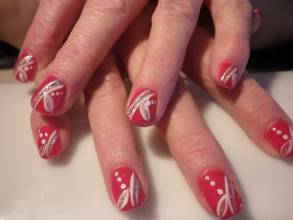 Рисунок на короткие ногти гель лаком