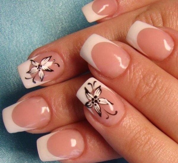 Бантик на ногтях