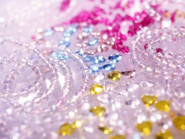 Бабочка блестящая