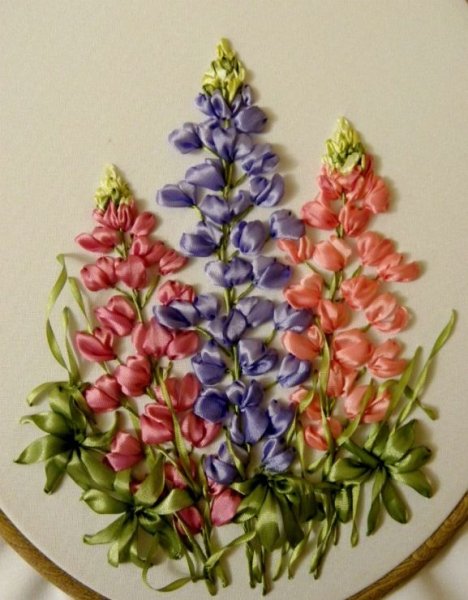 Вышивка лентами несложная