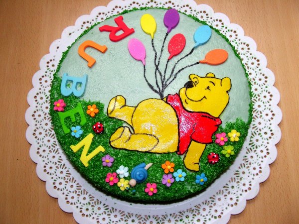 Декор детского торта в садик