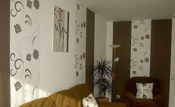 Дизайнерские идеи поклейки обоев