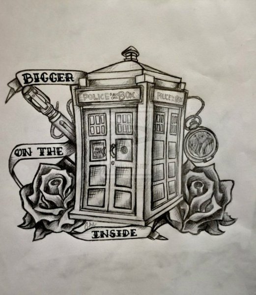 Значок деревянный Тардис