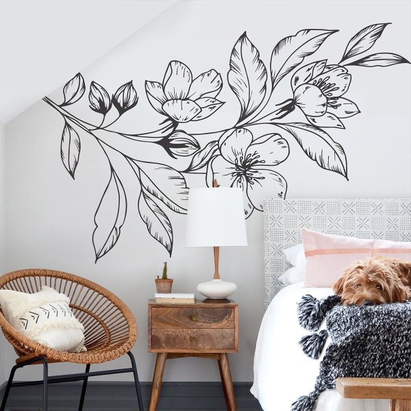 Узоры на стене в квартире