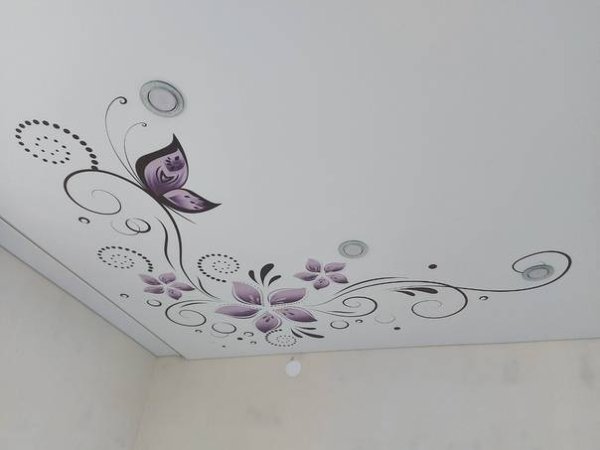 Натяжной молочный узором